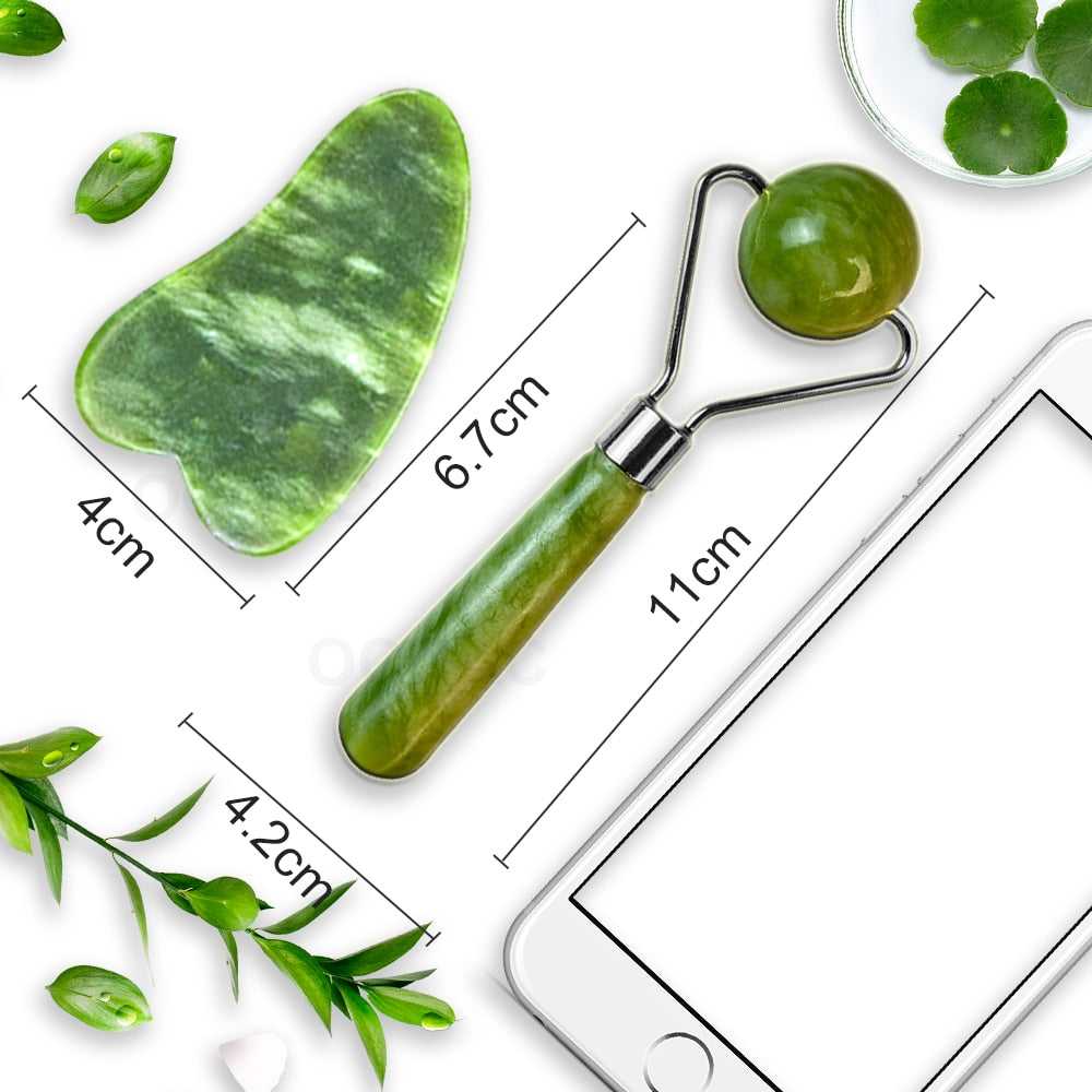 Hypoallergenic natural jade smooths and brightens skin Massager For Face